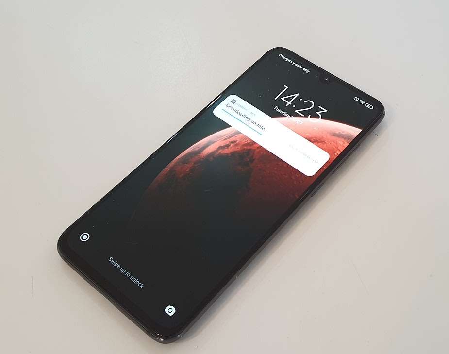 XIAOMI MI 9 - 128GB - DUAL SIM - 48MP CAMERA - BACK GLASS CRACKED