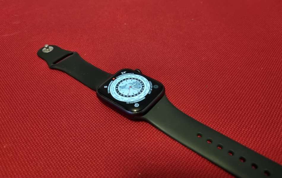 APPLE WATCH SERIES 5 - 44MM - SPACE GREY