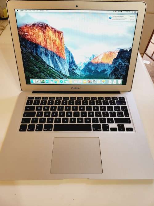 APPLE MACBOOK AIR 2011 - INTEL i5 CORE - 256GB SSD