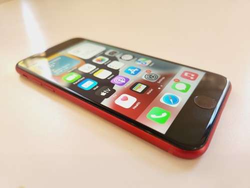 Apple Iphone 8 - 64GB - RED