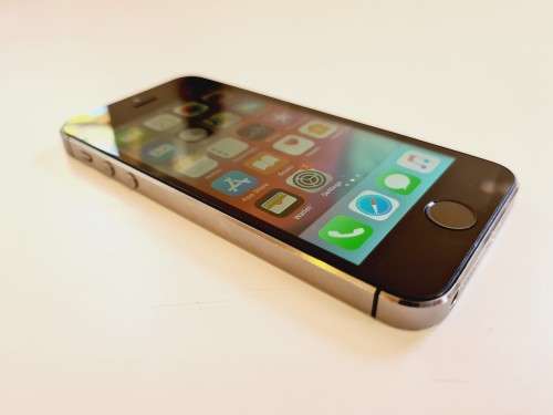 APPLE IPHONE 5S - 64GB - SPACE GREY