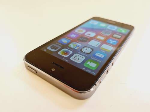 APPLE IPHONE 5S - 64GB - SPACE GREY