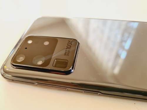 Samsung Galaxy S20 Ultra - Cosmic Gray - DUAL SIM - Local Stock - BARGAIN!!!