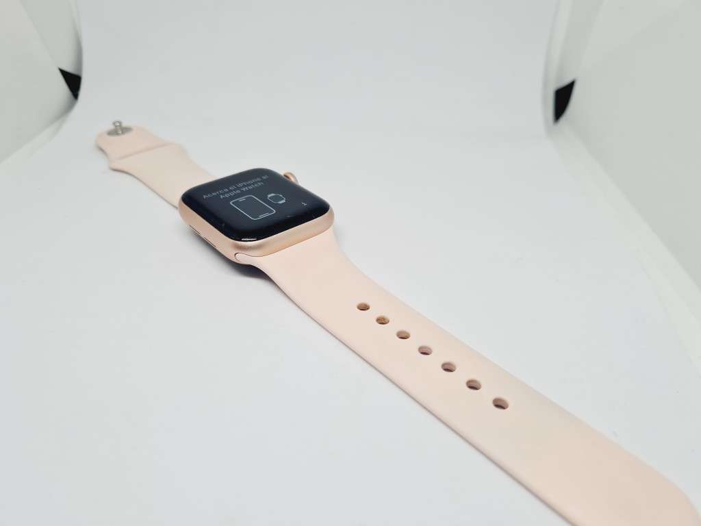 APPLE WATCH SERIES 5 - 40MM - GOLD ALUMINIUM
