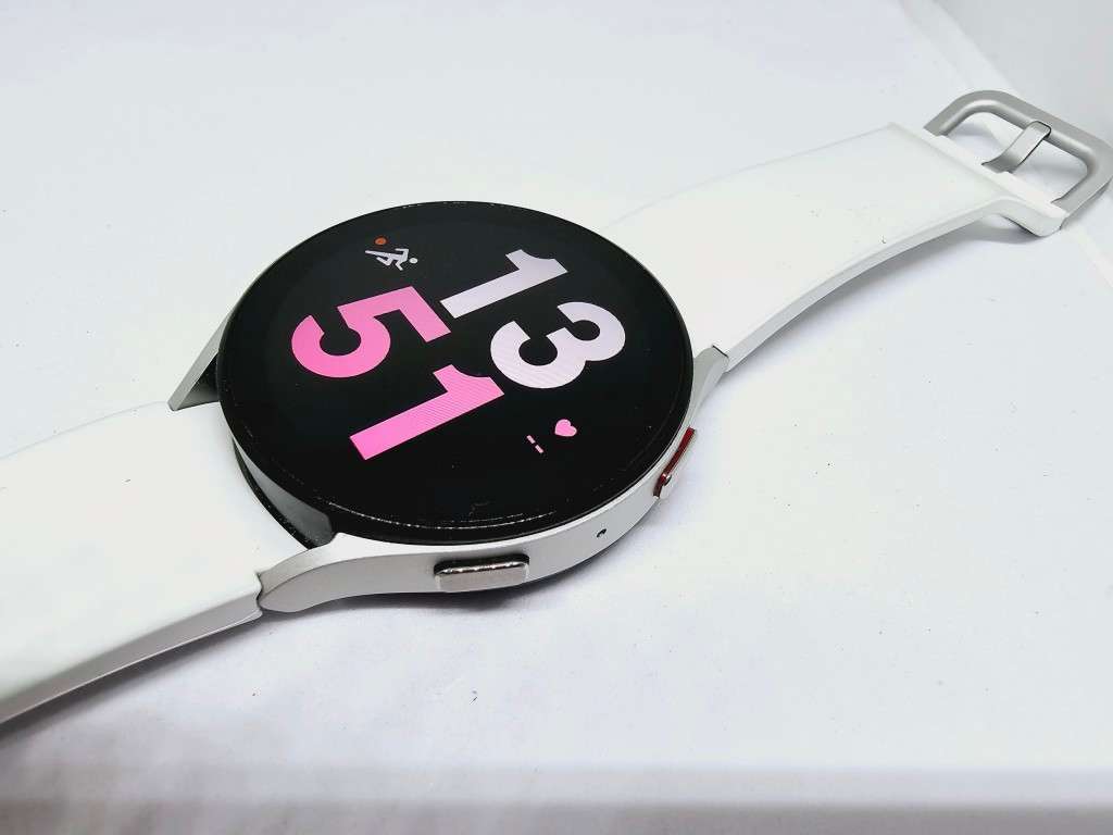 Samsung Galaxy Watch 5 - 44mm - SILVER