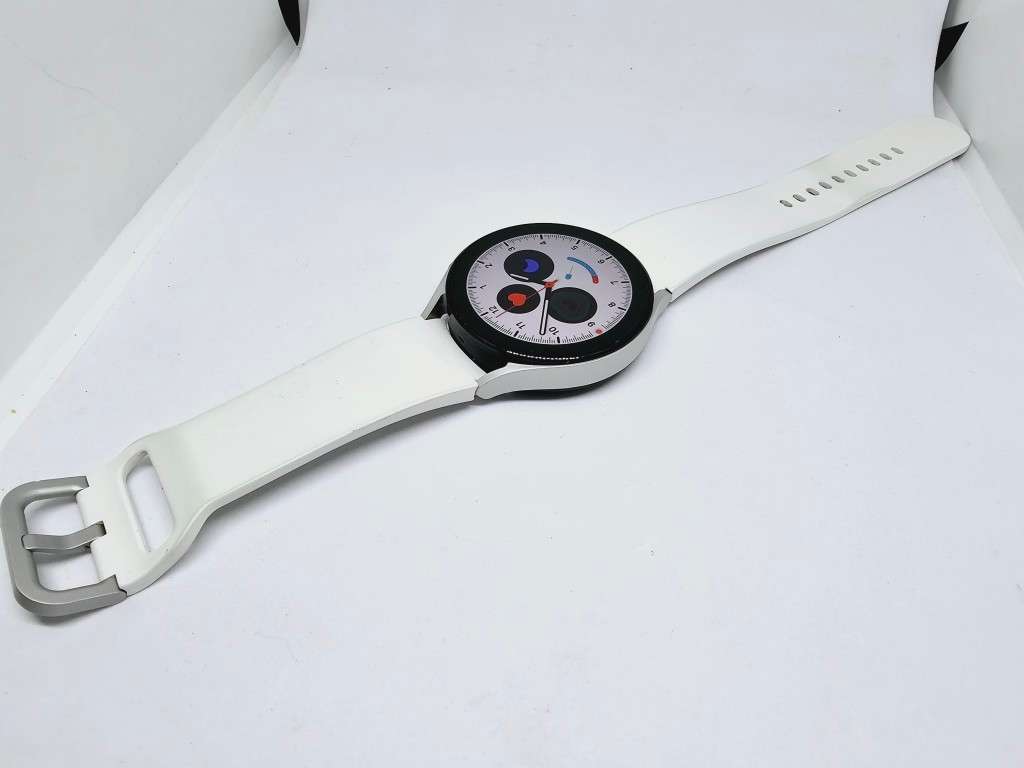 Samsung Galaxy Watch 5 - 44mm - SILVER