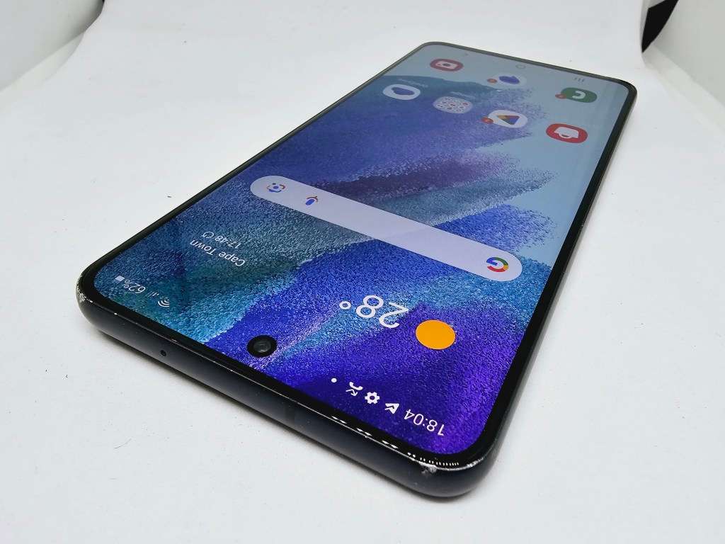 SAMSUNG S21FE - 5G - BLACK - DUAL SIM - 128GB