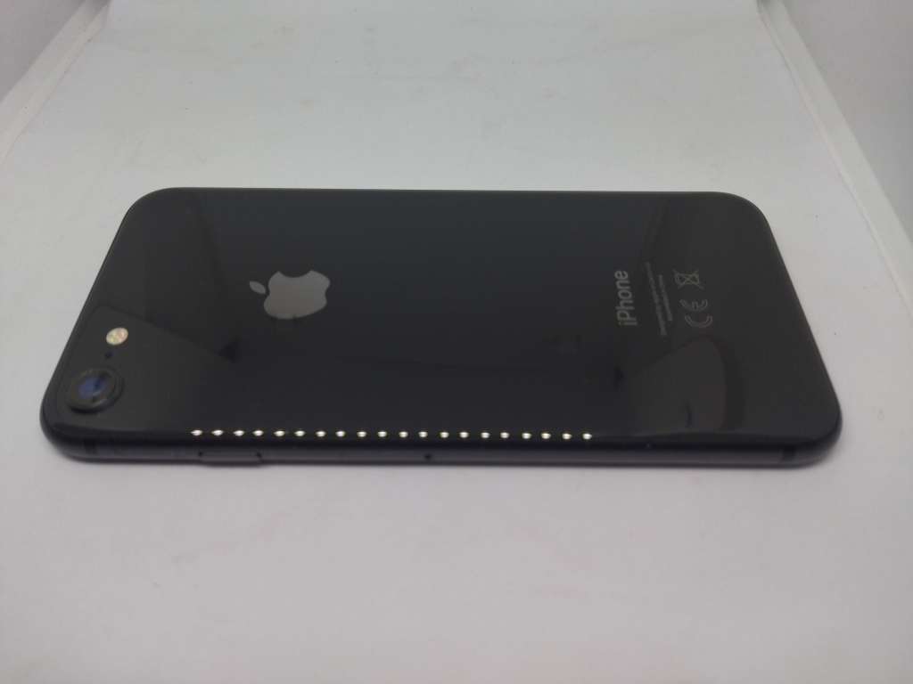 Apple Iphone 8 - 64GB - Black