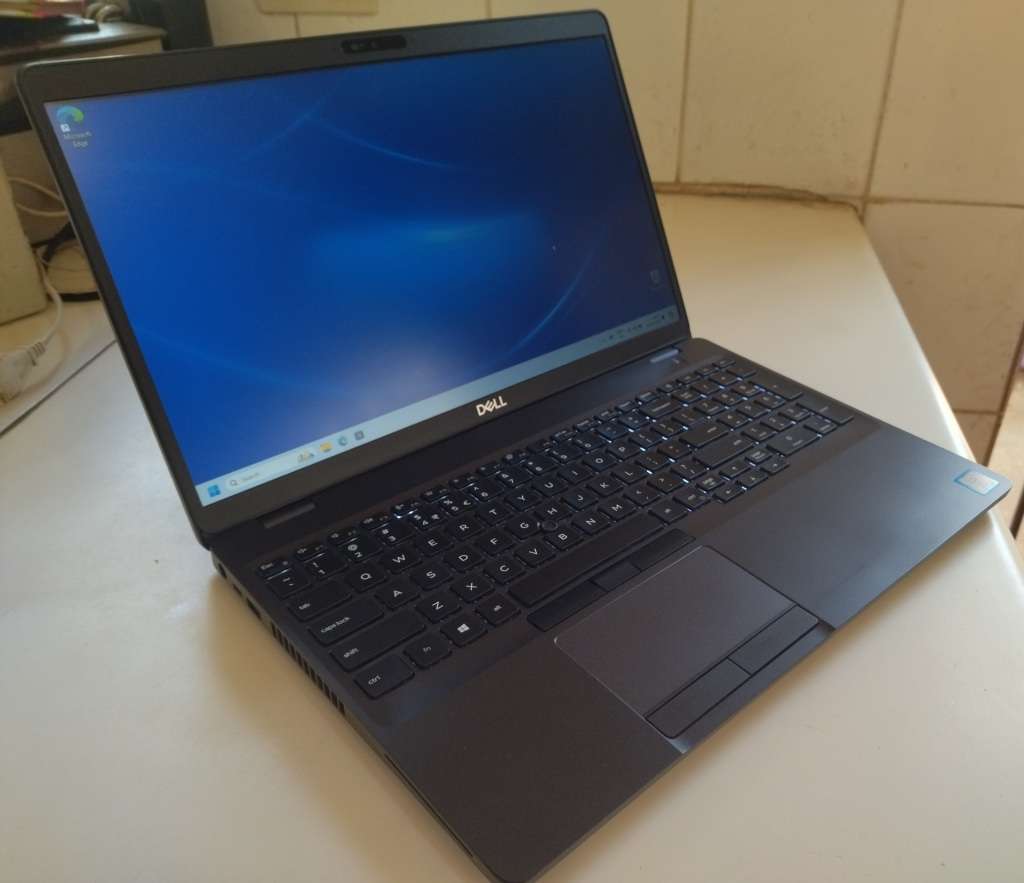 DELL LATITUDE 5500 - INTEL CORE I5 8TH GEN - 512GB SSD - 16GB RAM