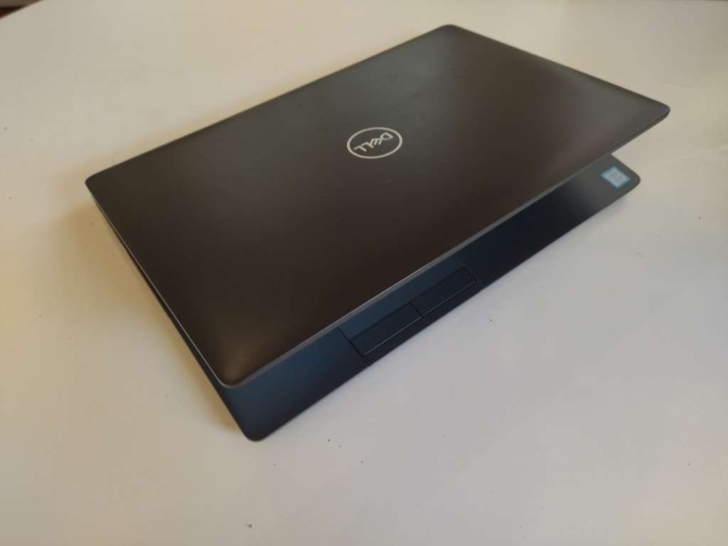 DELL LATITUDE 5500 - INTEL CORE I5 8TH GEN - 512GB SSD - 16GB RAM