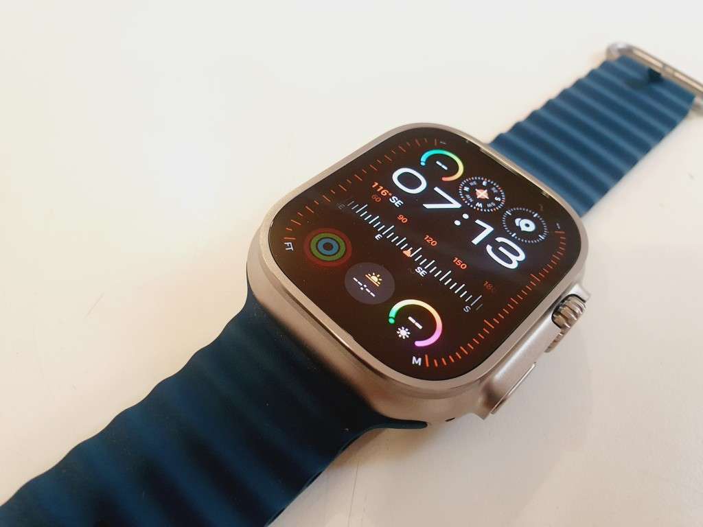 APPLE WATCH ULTRA 2 - 49MM - GPS + CELLULAR - TITANIUM WITH BLUE OCEAN BAND