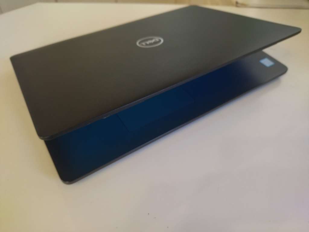 DELL LATITUDE 3580 - INTEL CORE I5 7TH GEN - 256GB SSD