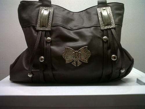 "CLEARANCE" BISCAST LEATHER HAND BAG IN BROWN - MINIMUM 2 PER BUYER