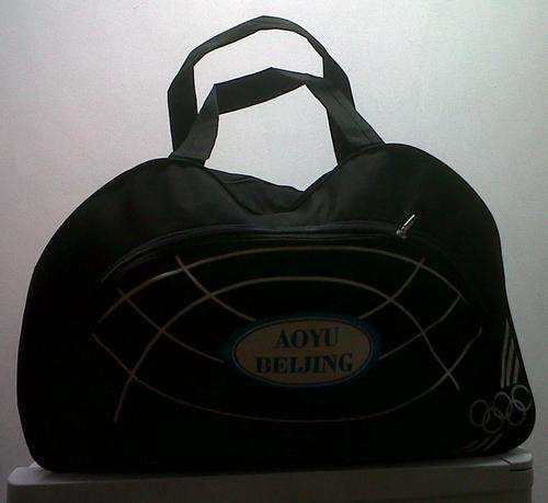 SPORT, SMART, CASUAL & CLASSIC HANDBAGS IN BLACK