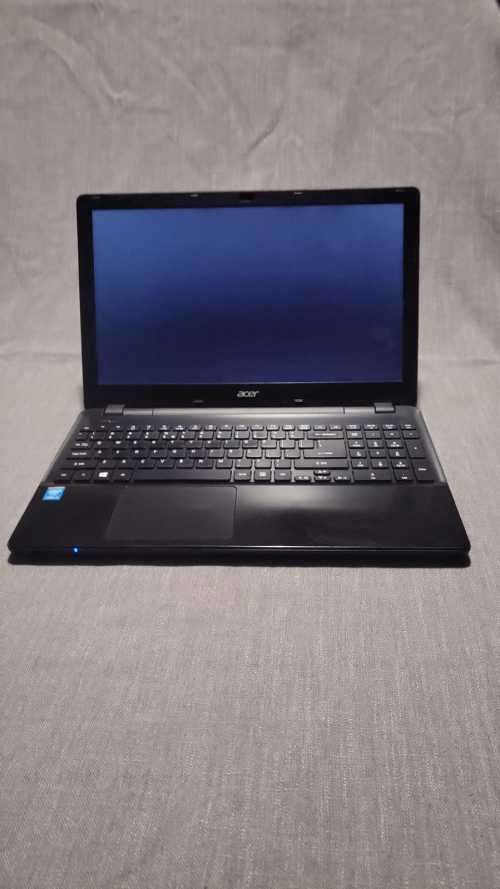 LAPTOP:  Acer TravelMate P256 Series Z5WBH 15,6` (Refurbished)