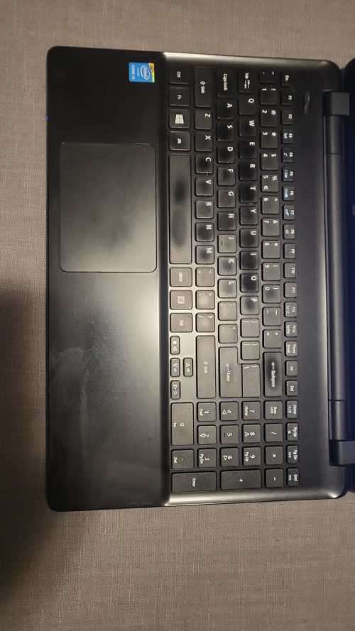 LAPTOP:  Acer TravelMate P256 Series Z5WBH 15,6` (Refurbished)