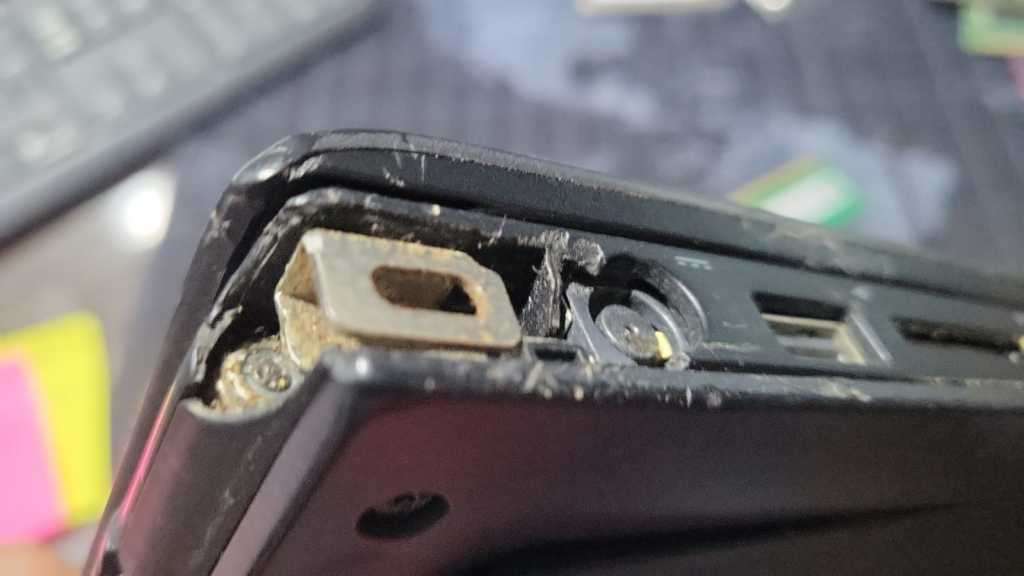 Dell Latitude 3550 | Parts or Repair