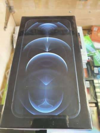 CRAZY iPhone 12 pro 128gb