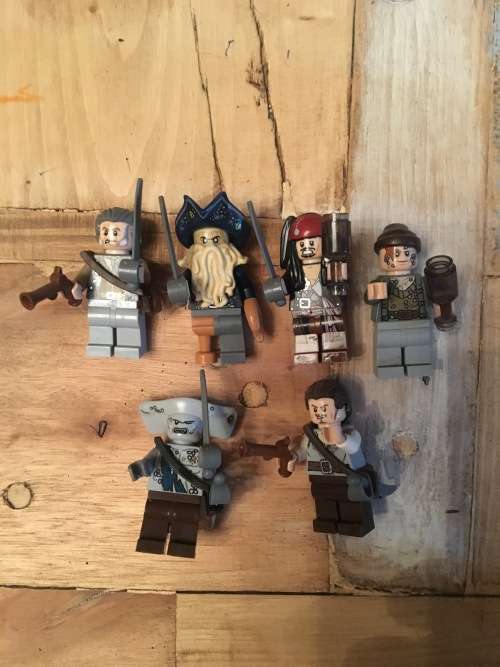 LEGO Pirates of the Caribbean Black Pearl 4184 (Discontinued by manufacturer)