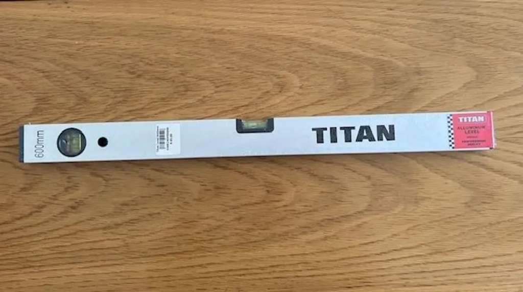 Titan aluminium level 600mm professional quality