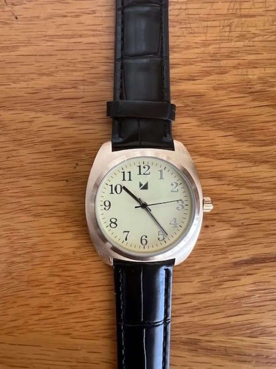 Men`s retro classic round watch