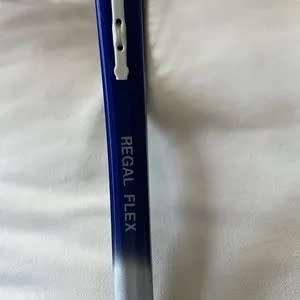 Second-hand tennis racket