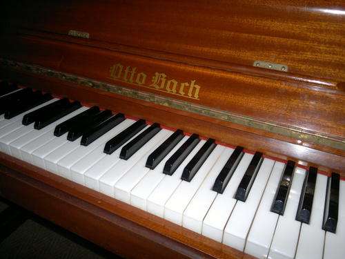 Otto Bach Piano