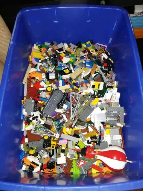 Huge box of Lego