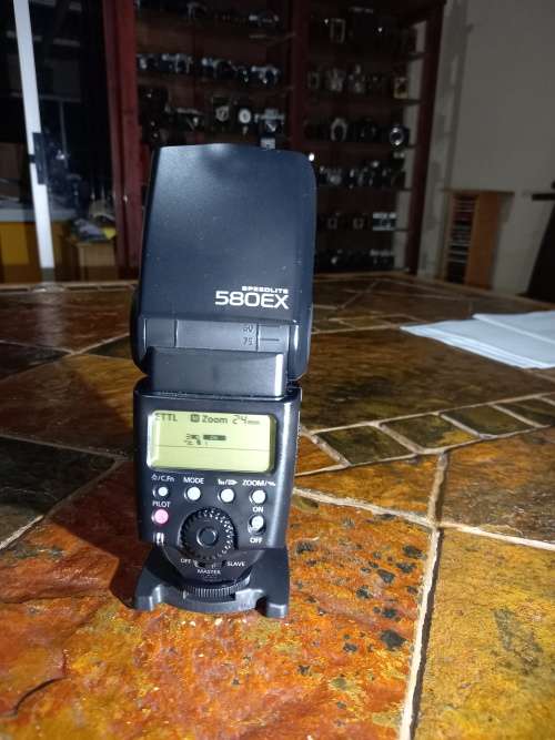 Canon 580EX speedlite flash