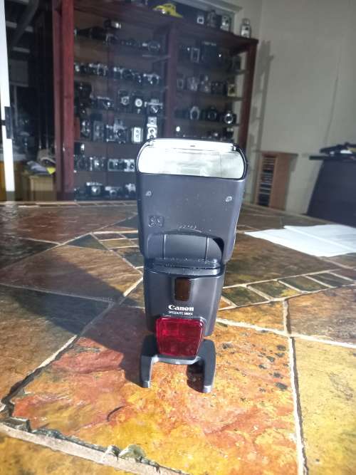 Canon 580EX speedlite flash
