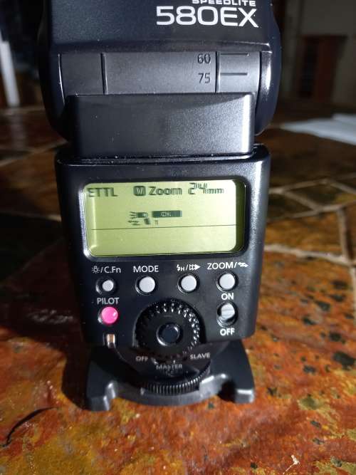 Canon 580EX speedlite flash