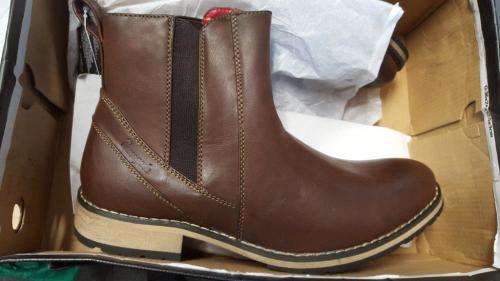 Mens Boots Size 6 brand new Renegade