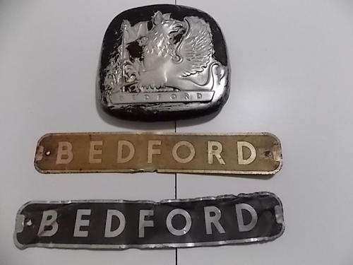 Bedford truck badges (3 units)