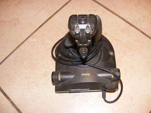Saitek Cyborg 2000 USB Joystick