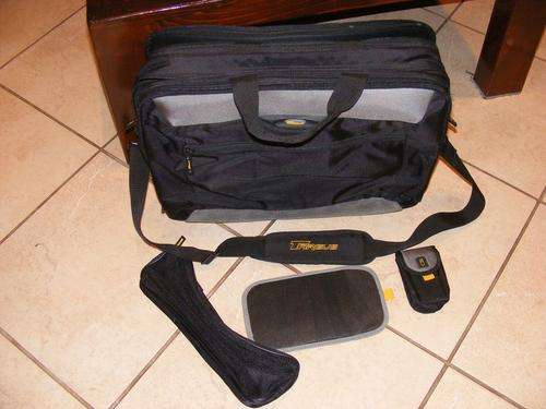 Targus XL Metro Notebook case 17inch