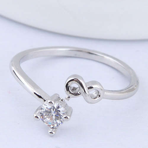Stunning Silver infinity ring with solitaire AAA