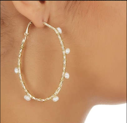 Stunning Fresh water pearl hoop earrings