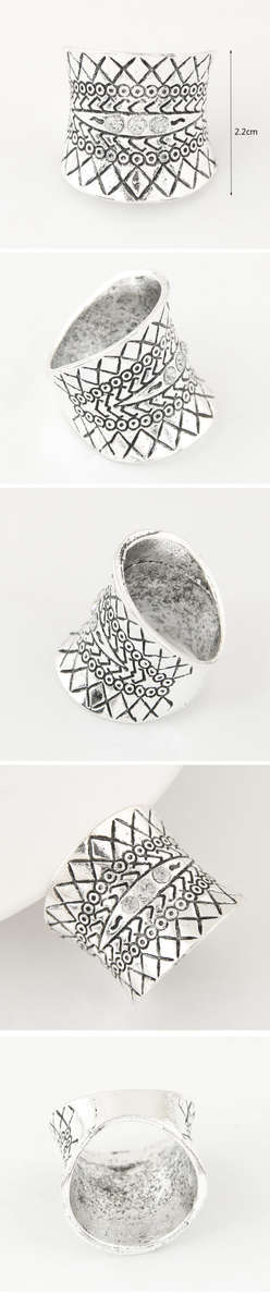 Stunning Tibetan silver Aztec inspired ring with crystals