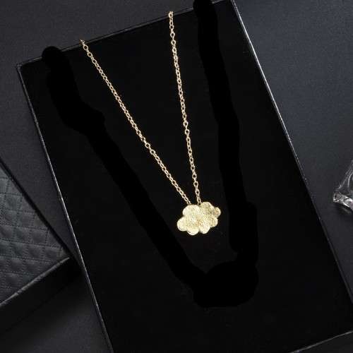 Gorgous Gold plated cloud pendant and chain