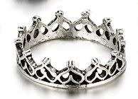 Crown of hearts tibetan silver ring