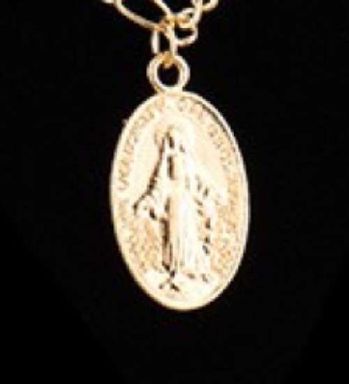 Stunning 9ct gold plated Saint pendant and chain