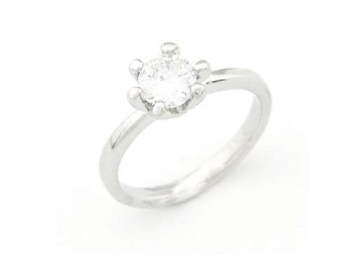 Gorgeous AAA sim diamond solataire ring
