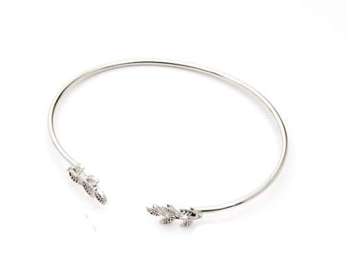 Stunning vine/leaf silver plated bracelet