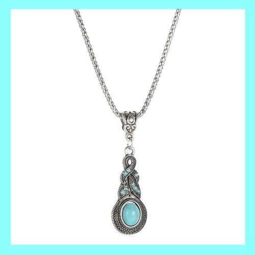 Stunning Turquoise pendant and chain