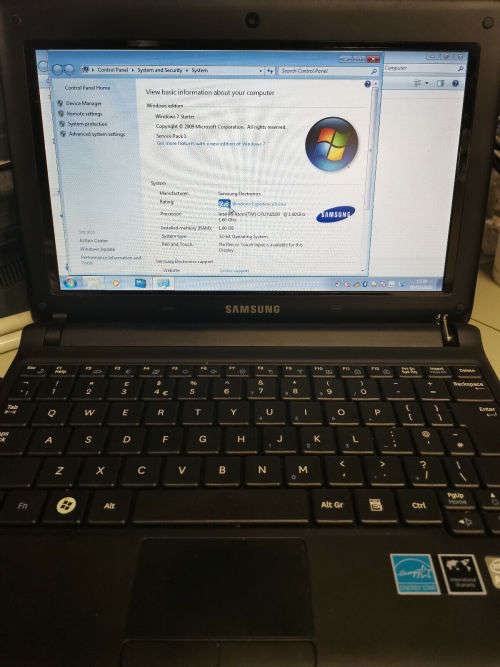 SAMSUNG 10.1` NETBOOK NP-N102S (320GB) -Excellent condition! **LATE ENTRY**