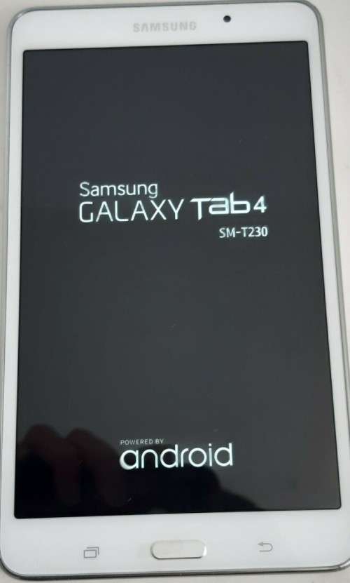 SAMSUNG 7.0` GALAXY TAB 4 (8GB)
