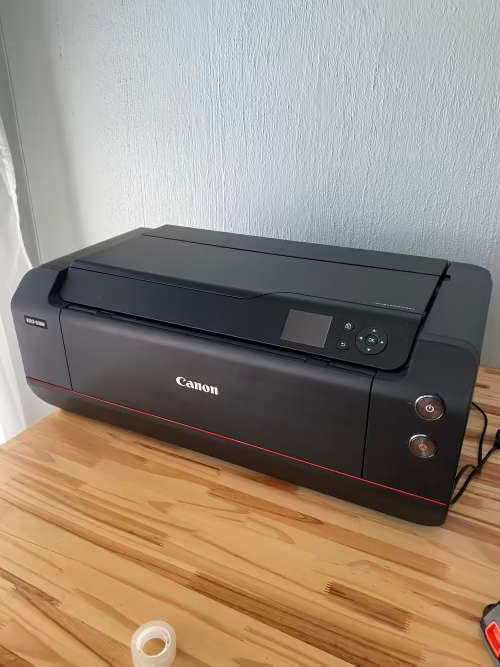 Canon image Prograf Pro 1000 A2 Inkjet Photo Printer
