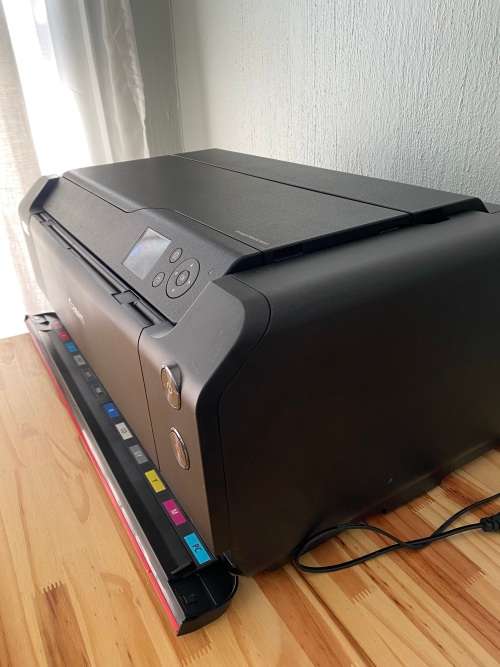 Canon image Prograf Pro 1000 A2 Inkjet Photo Printer
