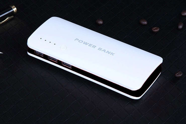 Universal 20 000mAh Power Bank Fast Charge.Assorted Colors
