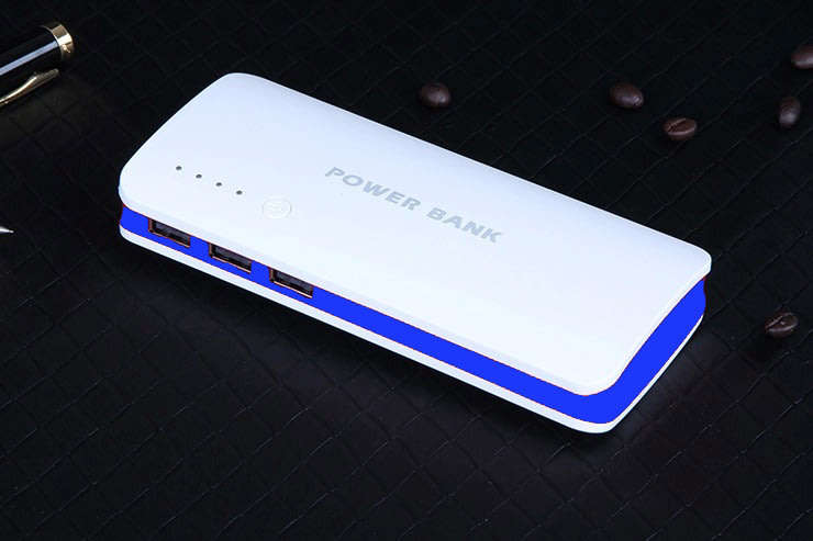 Universal 20 000mAh Power Bank Fast Charge.Assorted Colors